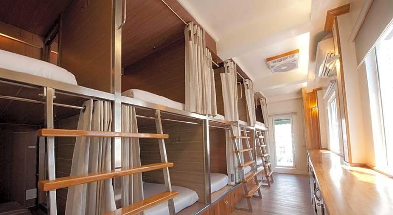 Boxpackers Pratunam Bangkok Luaran gambar